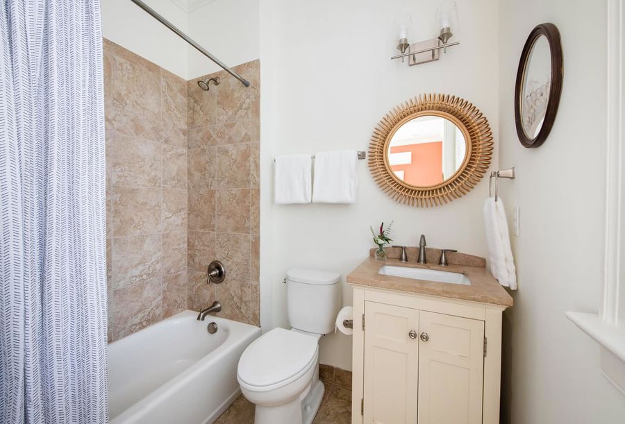 Bathroom #2: Shower/Tub Combo