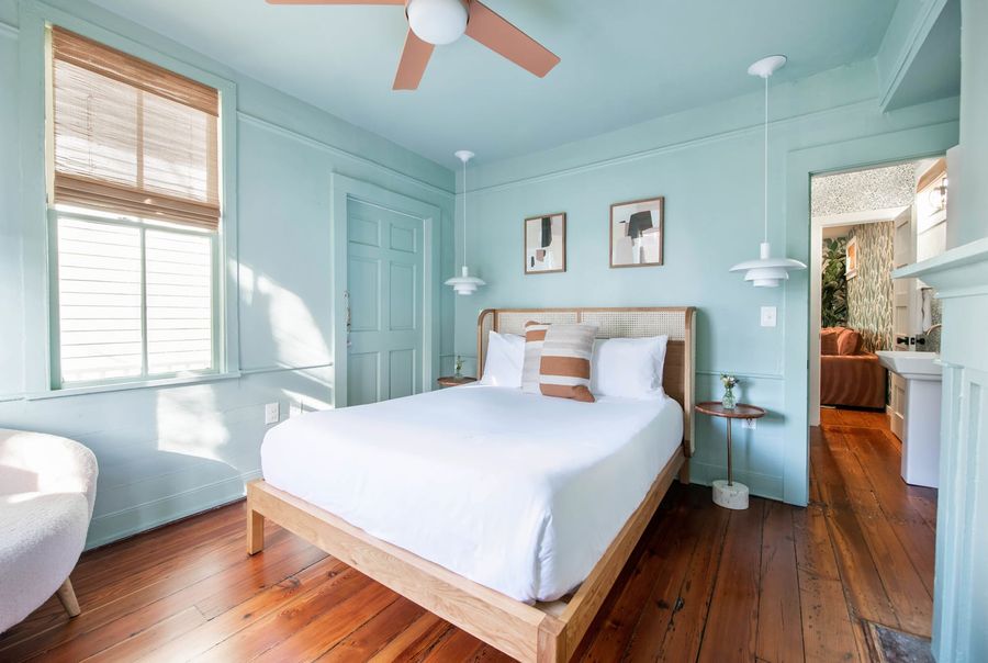 Bedroom #3: Queen Bed