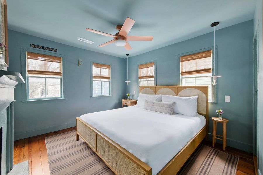 Bedroom #2: King Bed
