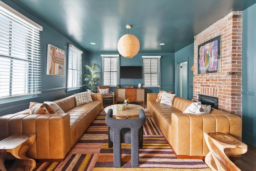 Welcome to your beautiful downtown Charleston rental! 