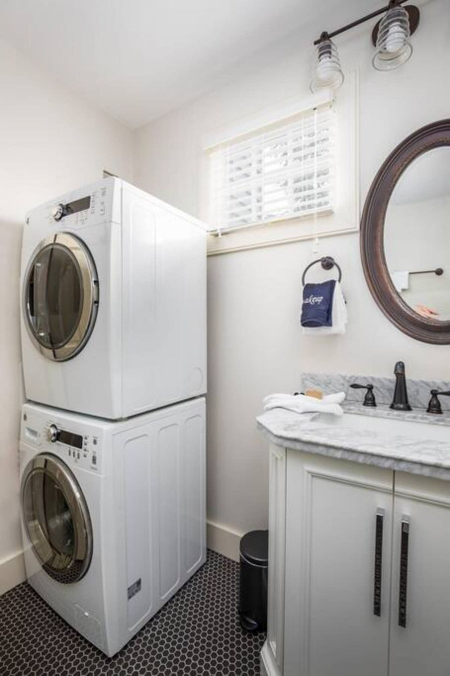 Washer + Dryer! 