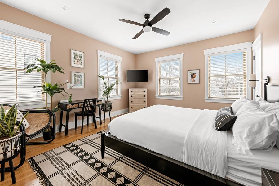 Bedroom #2: King Bed