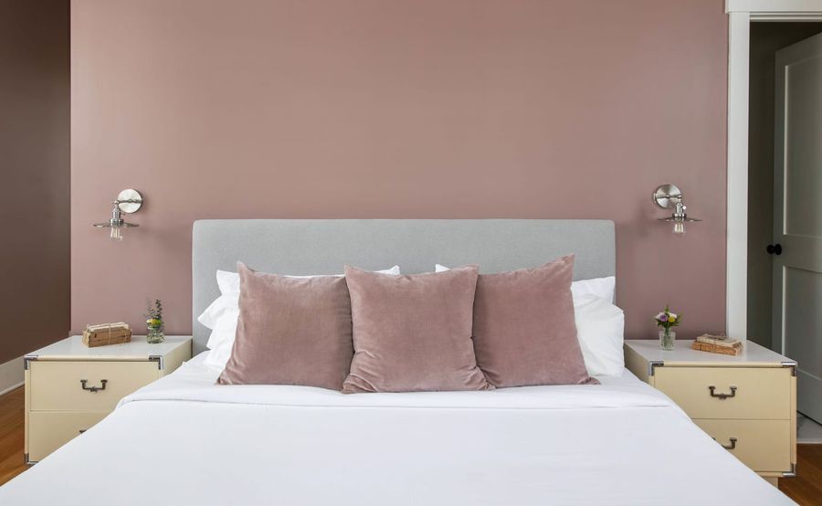 Bedroom #1: King Bed