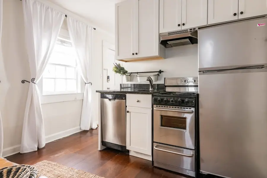 Kitchen with everything you need