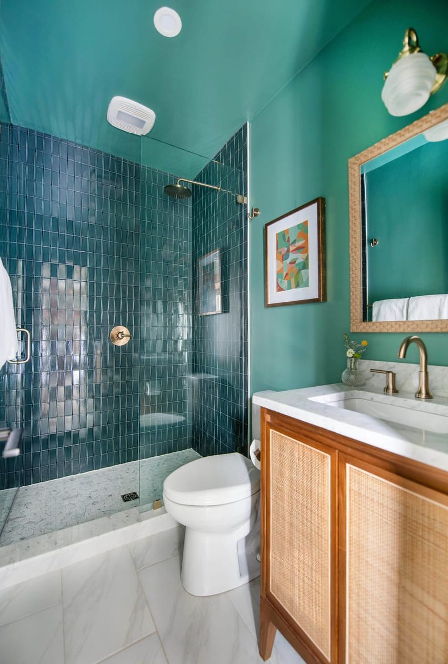Bathroom #2: Walk-in shower