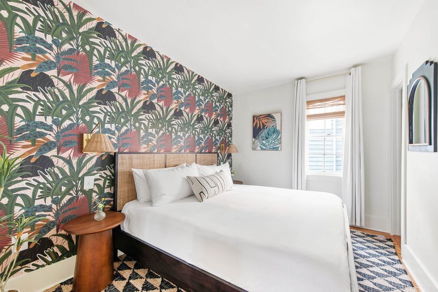 Bedroom #7: King Bed