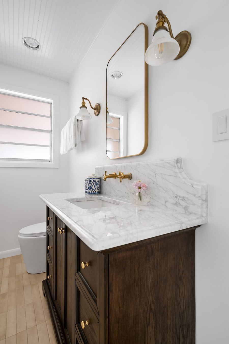 Bathroom #1: Shower/Tub 
