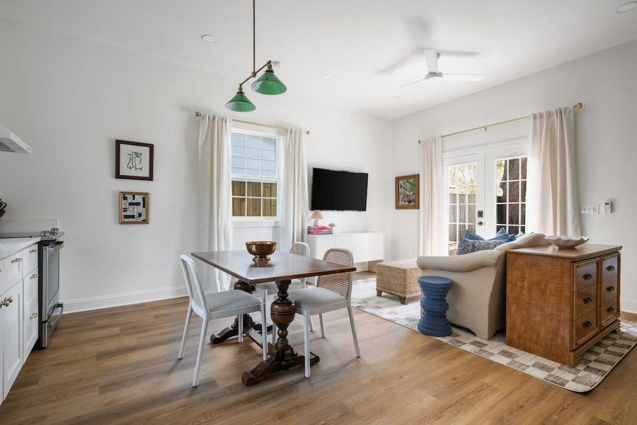 The back house is spacious and private from the main house. 