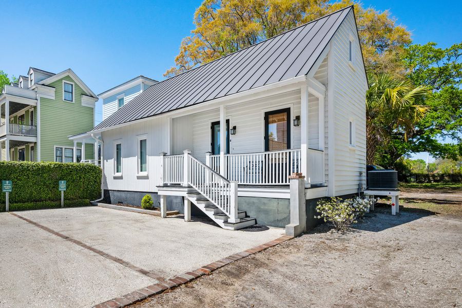 Exterior of the back house that has 2 Bedrooms + 1 Bathroom