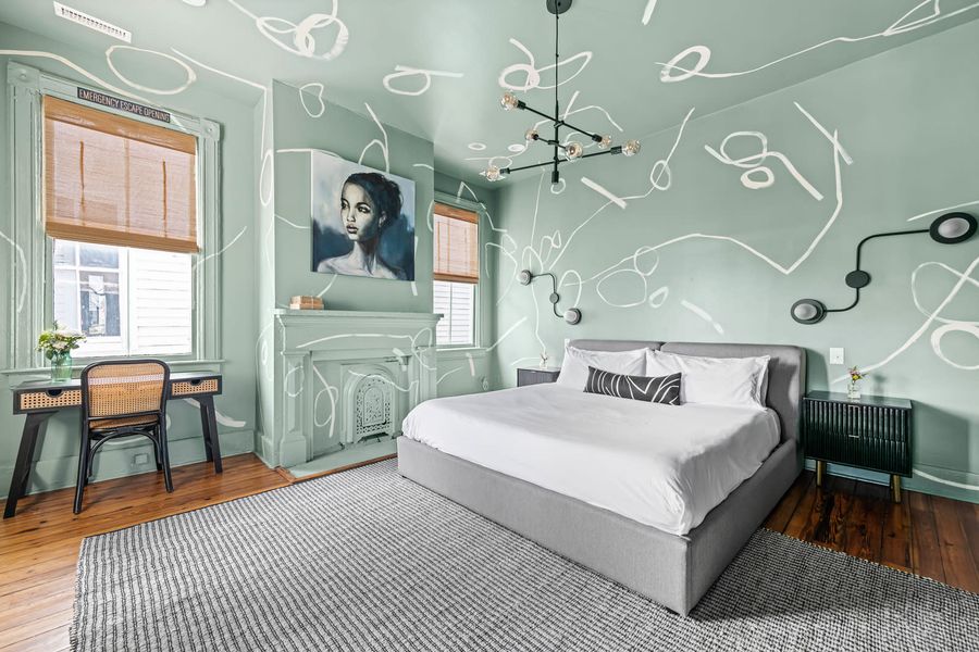 Bedroom 4: King Bed + Double Bed