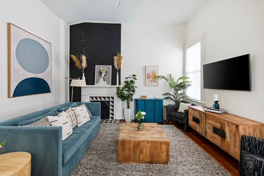 Spacious living room with seating for your entire group!