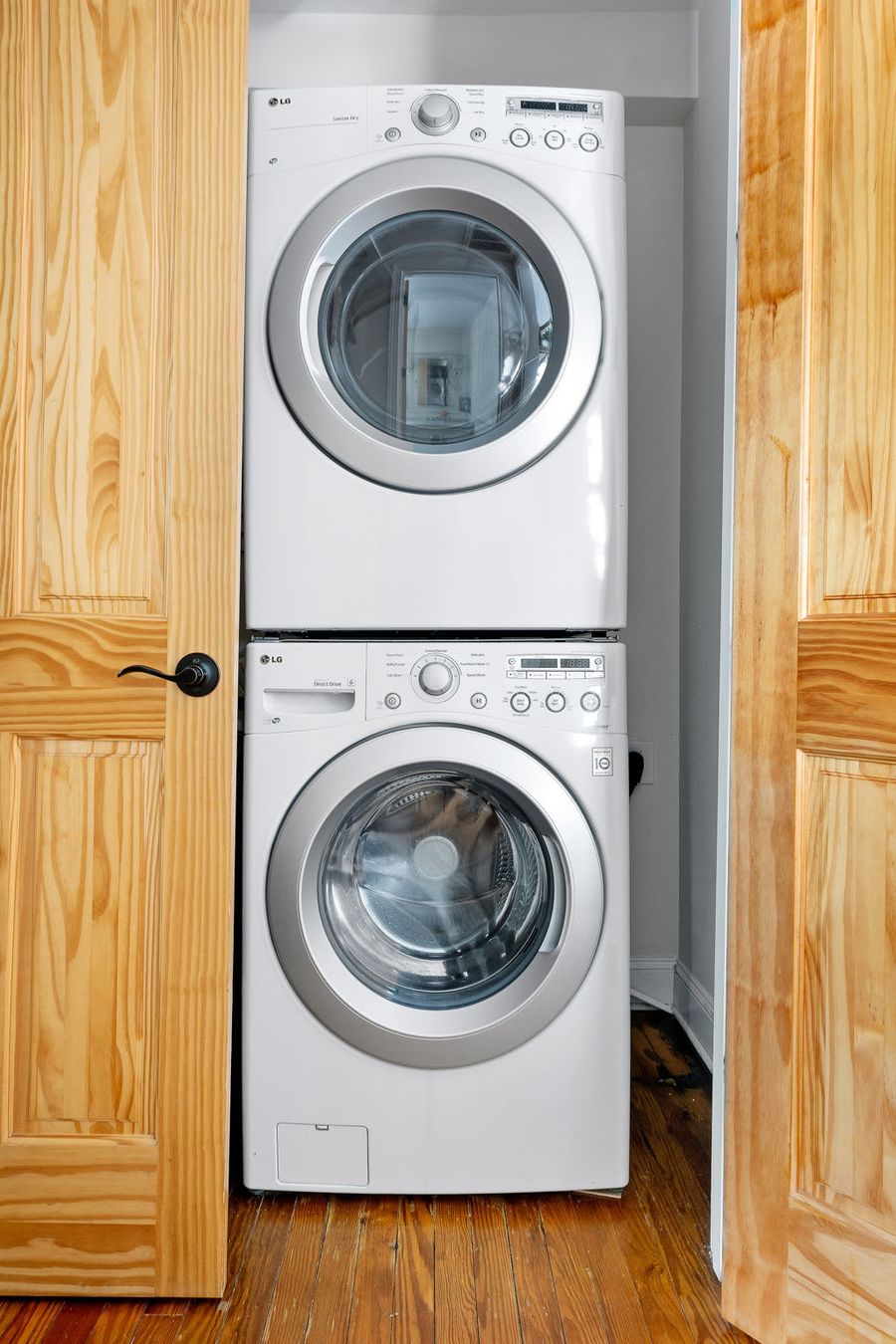 Washer + Dryer for your stay!