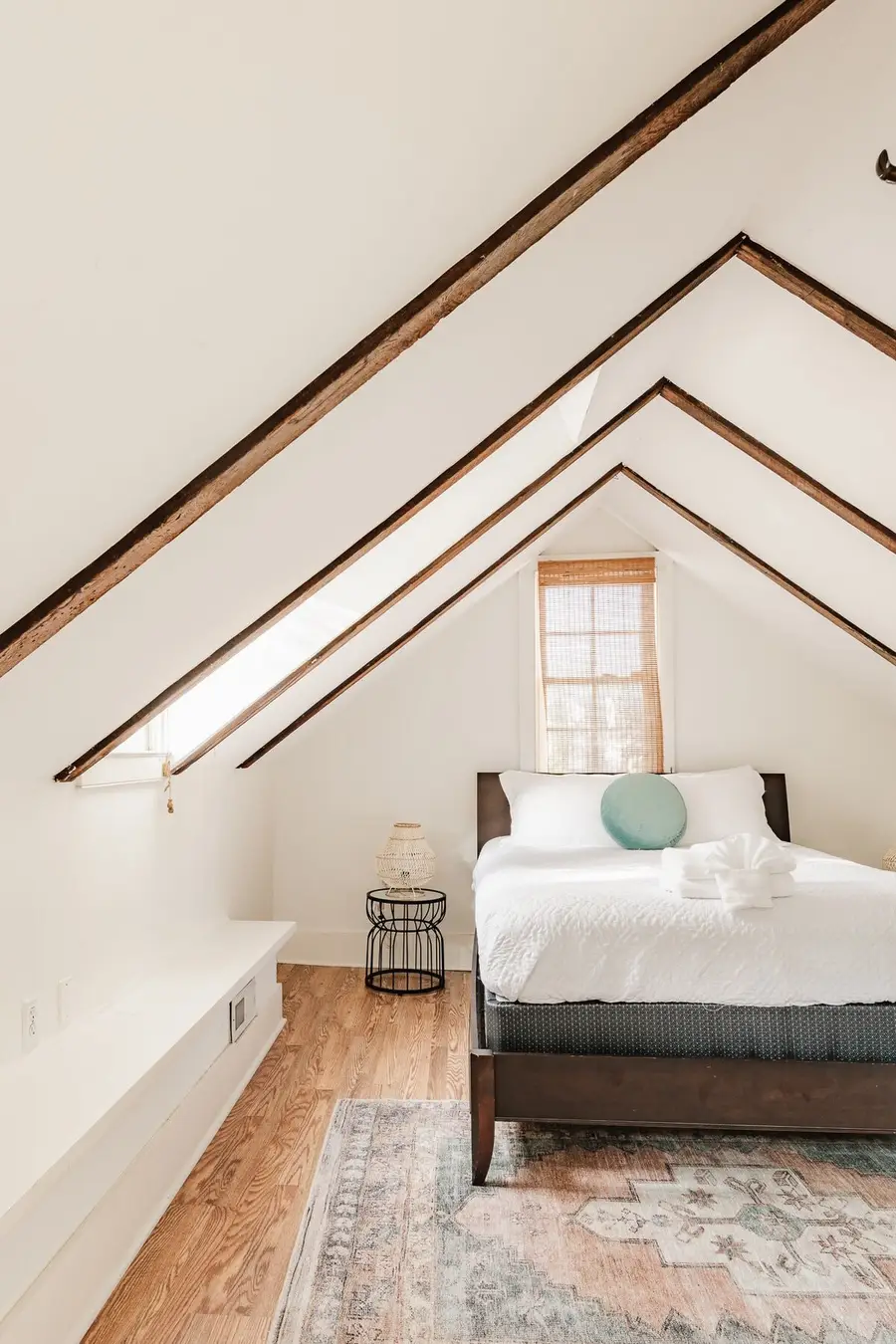 Bedroom 1: Queen Bed 