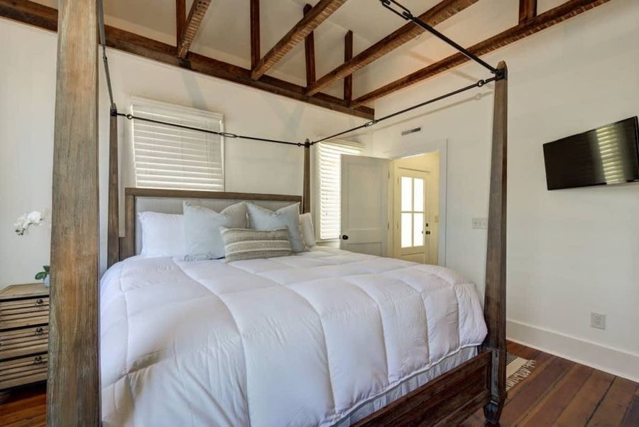 Bedroom #1 has a king bed, closet and flatscreen TV!