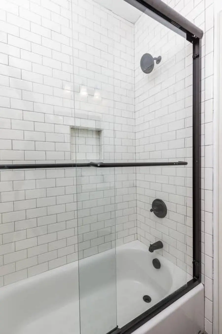 Bathroom 4: Walk-in shower