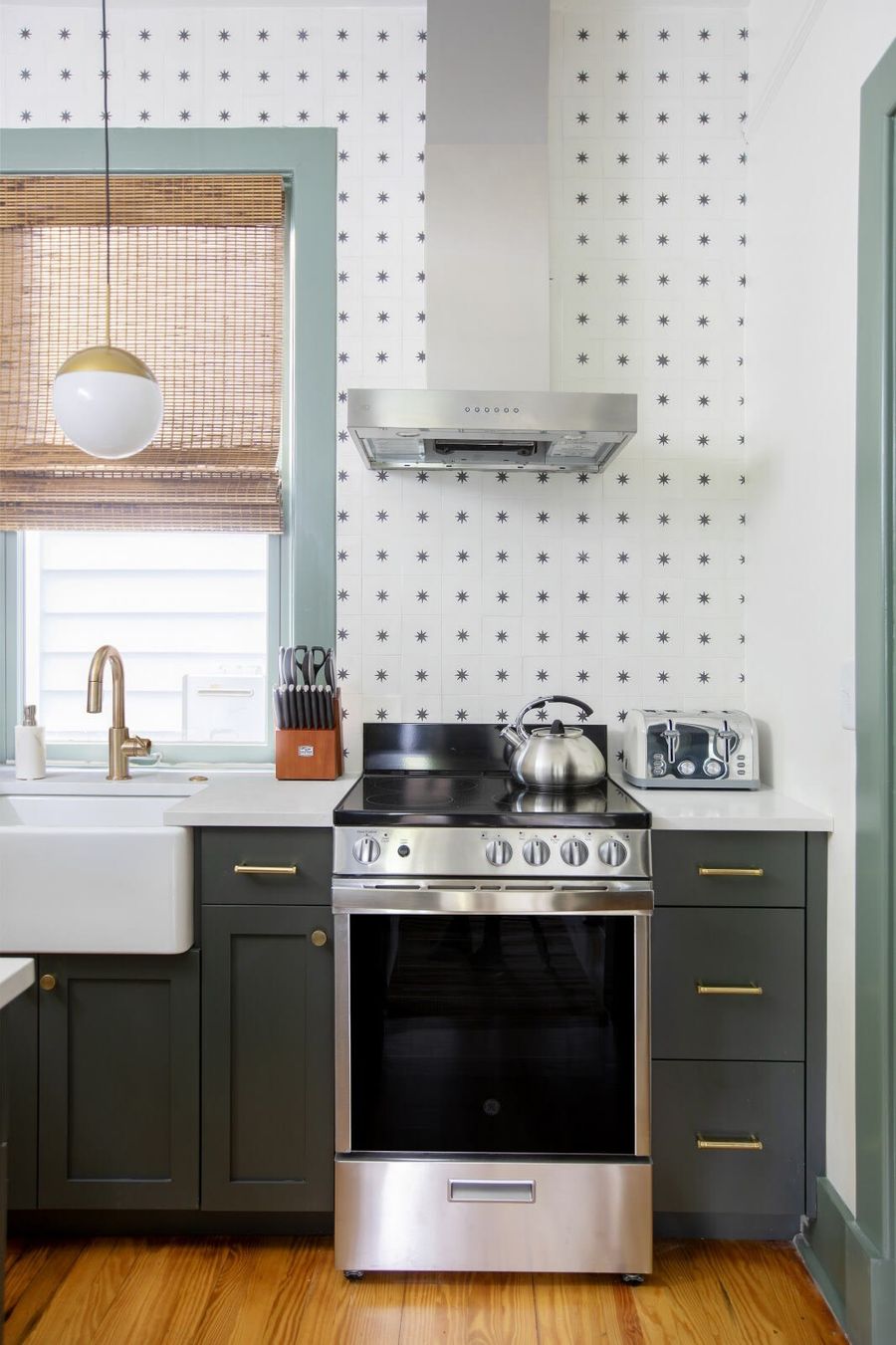 Fully stocked kitchen #2