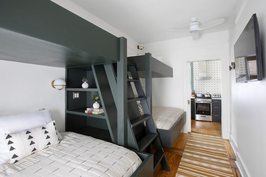 Bedroom #2 with two Full Beds and two Twin Beds + Smart TV & Ceiling Fan