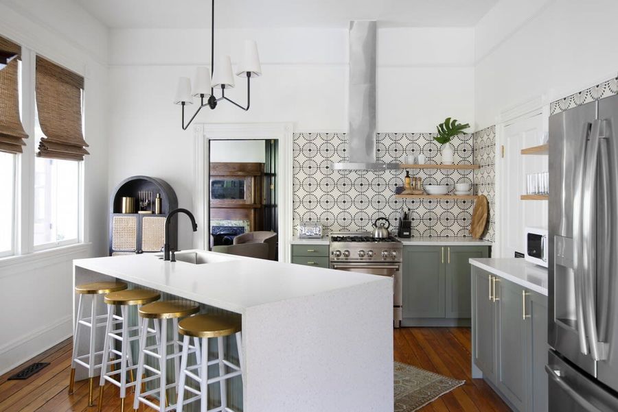 Fully stocked kitchen #2