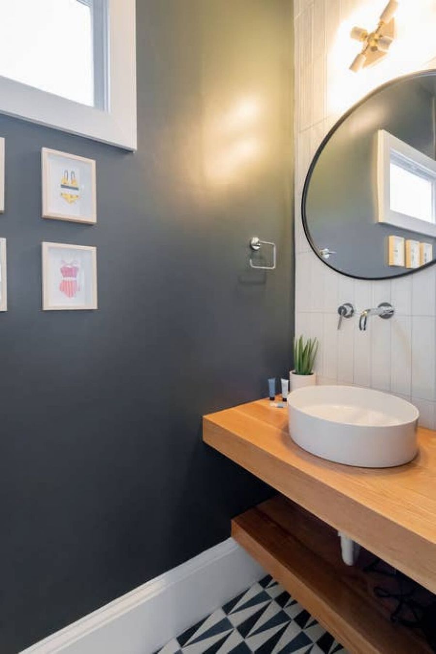 Bathroom #4: Walk-in shower 