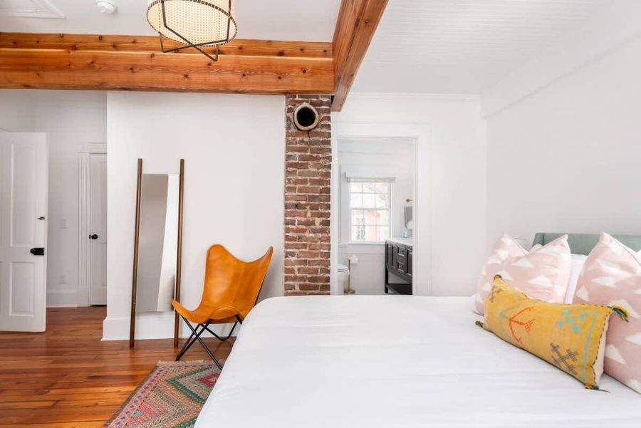 Bedroom #1: King Bed + En-suite + TV