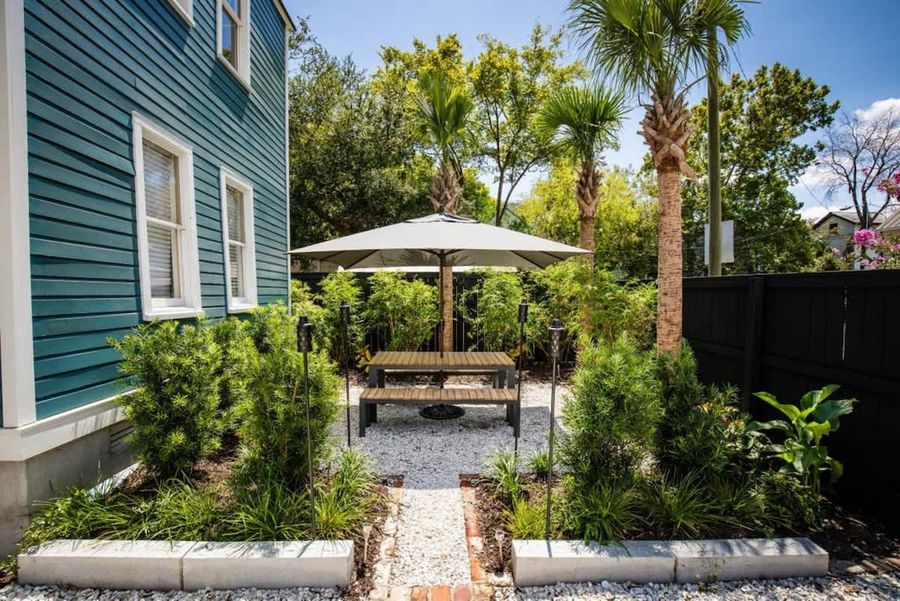 Private Outdoor Terrace!