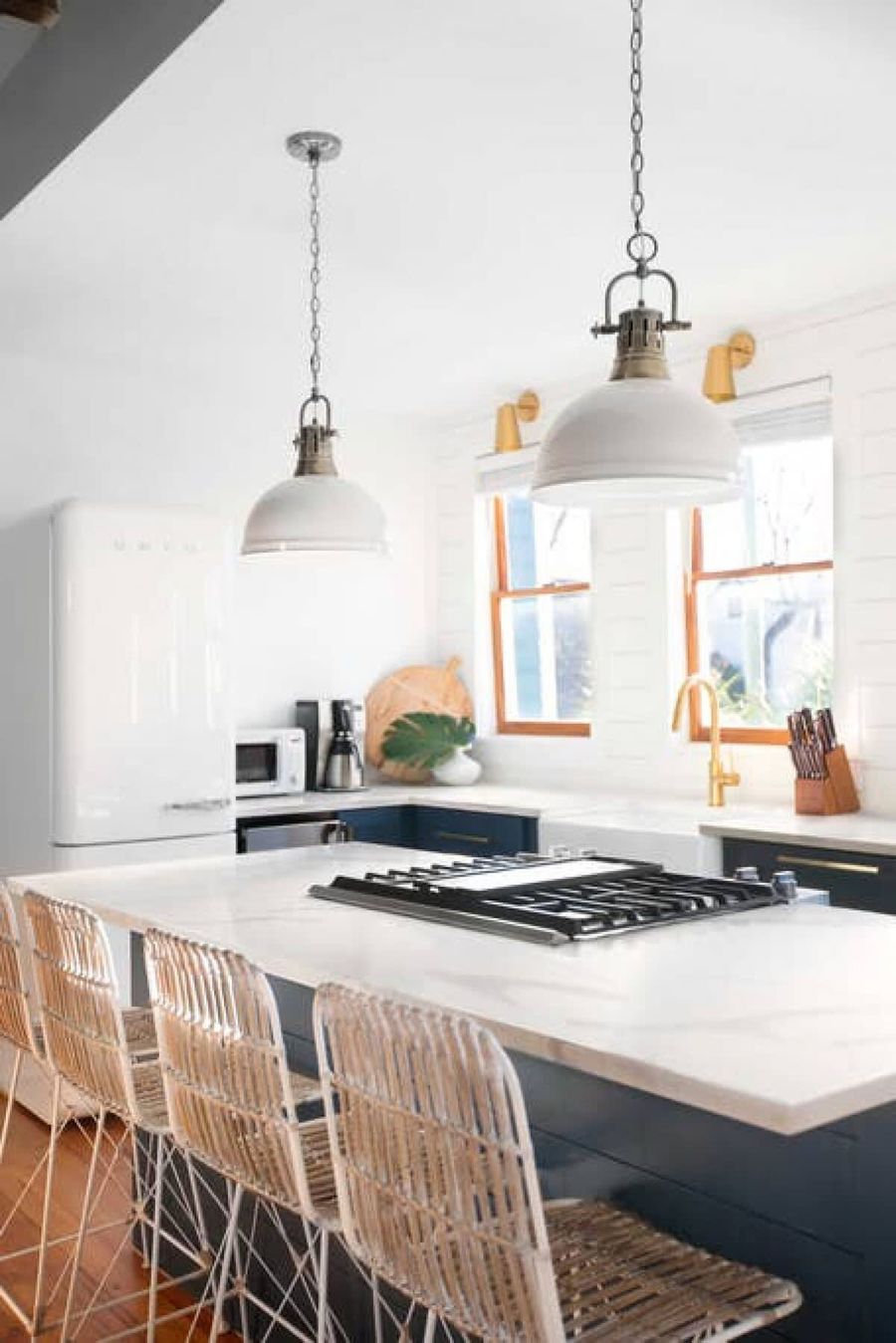 Fully Equipped + All High-End Appliances!