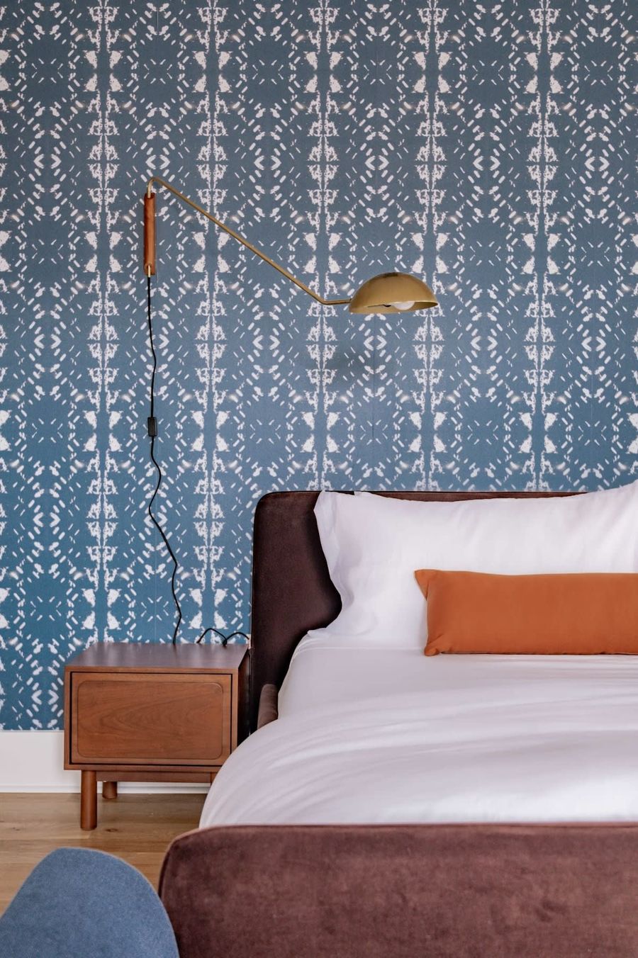 Bedroom #1 with a King, Twin daybed and Twin trundle (3 total beds) + En-suite bathroom