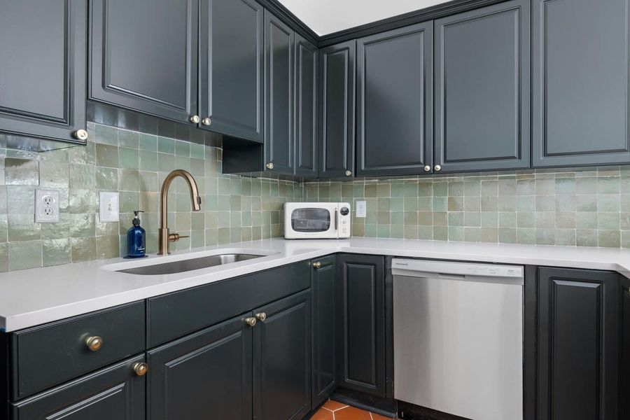 All 4 kitchens are fully stocked! This is kitchen #1! 
