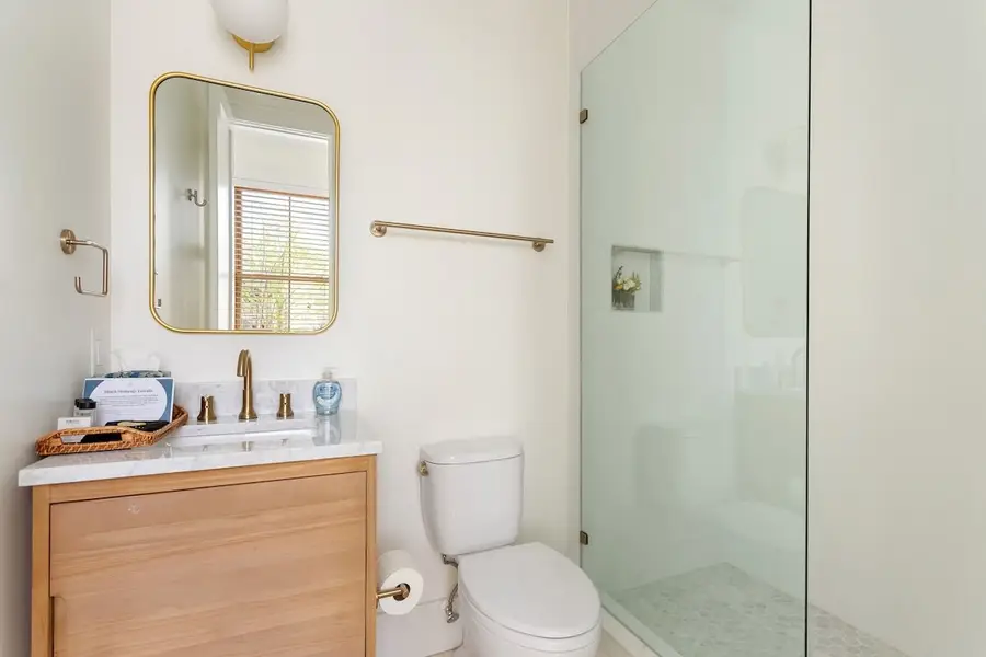 Bathroom #4: Walk-in shower 