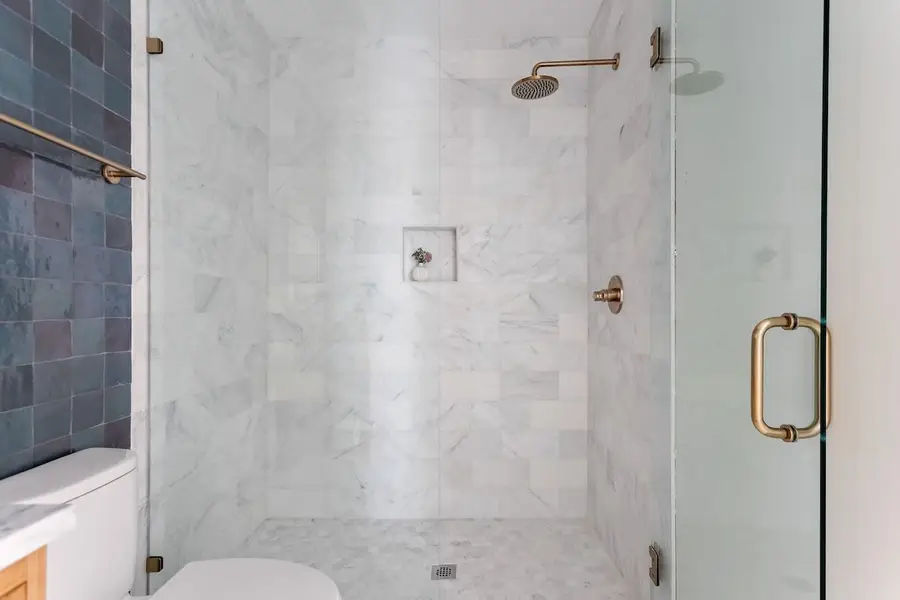 Bathroom #3: Walk-in shower 