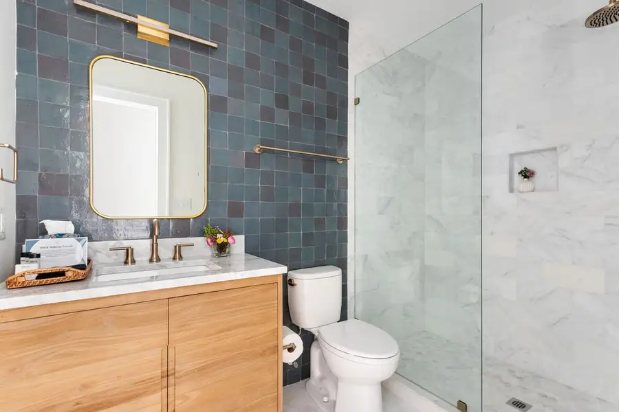 Bathroom #3: Walk-in shower 