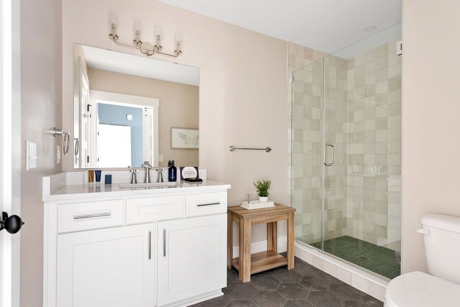 Bathroom #2: Walk-in shower 