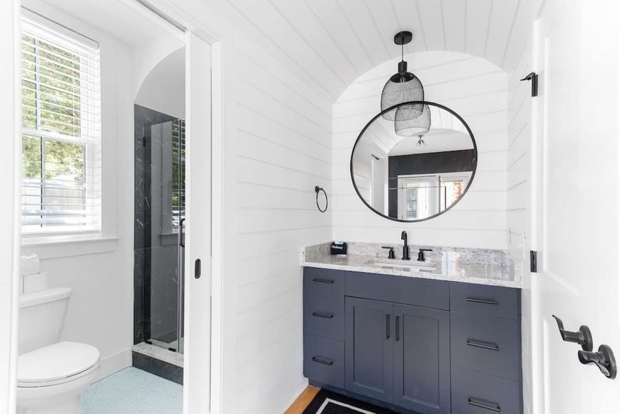 En-Suite Bathroom in King Bedroom (3 full bathrooms total)