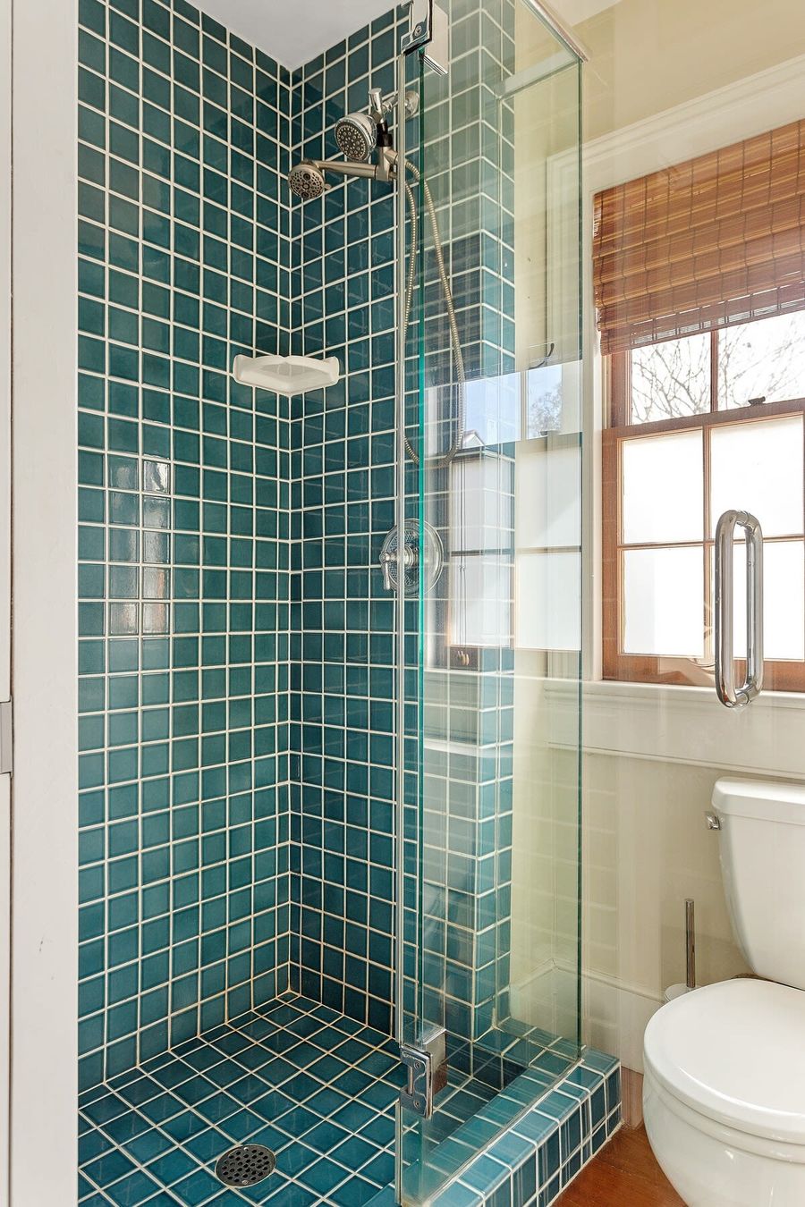 Walk-in shower!