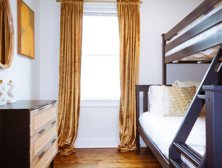 Bedroom 3: Twin/Full Bunk Bed + Dresser