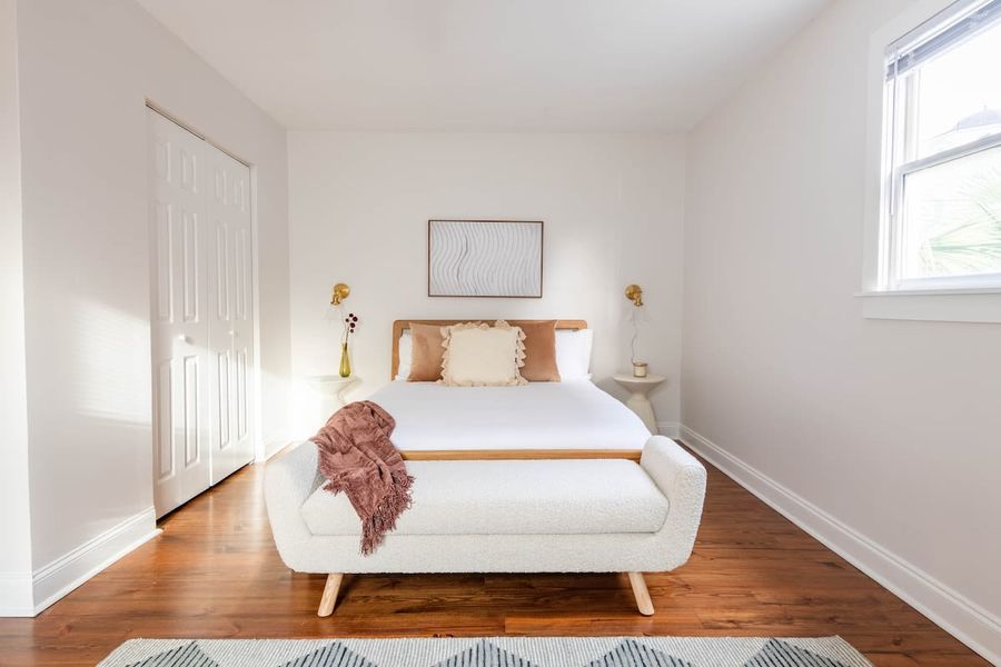 Bedroom 2: Queen Bed + TV + Work Desk + En-suite Bath