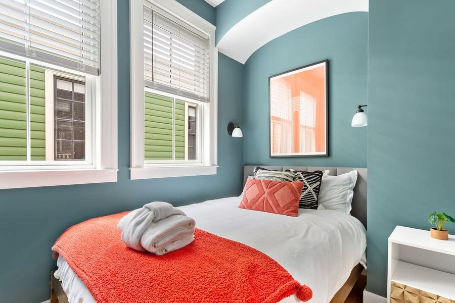 A 3 bedroom, 1 bathroom & completely renovated unit!