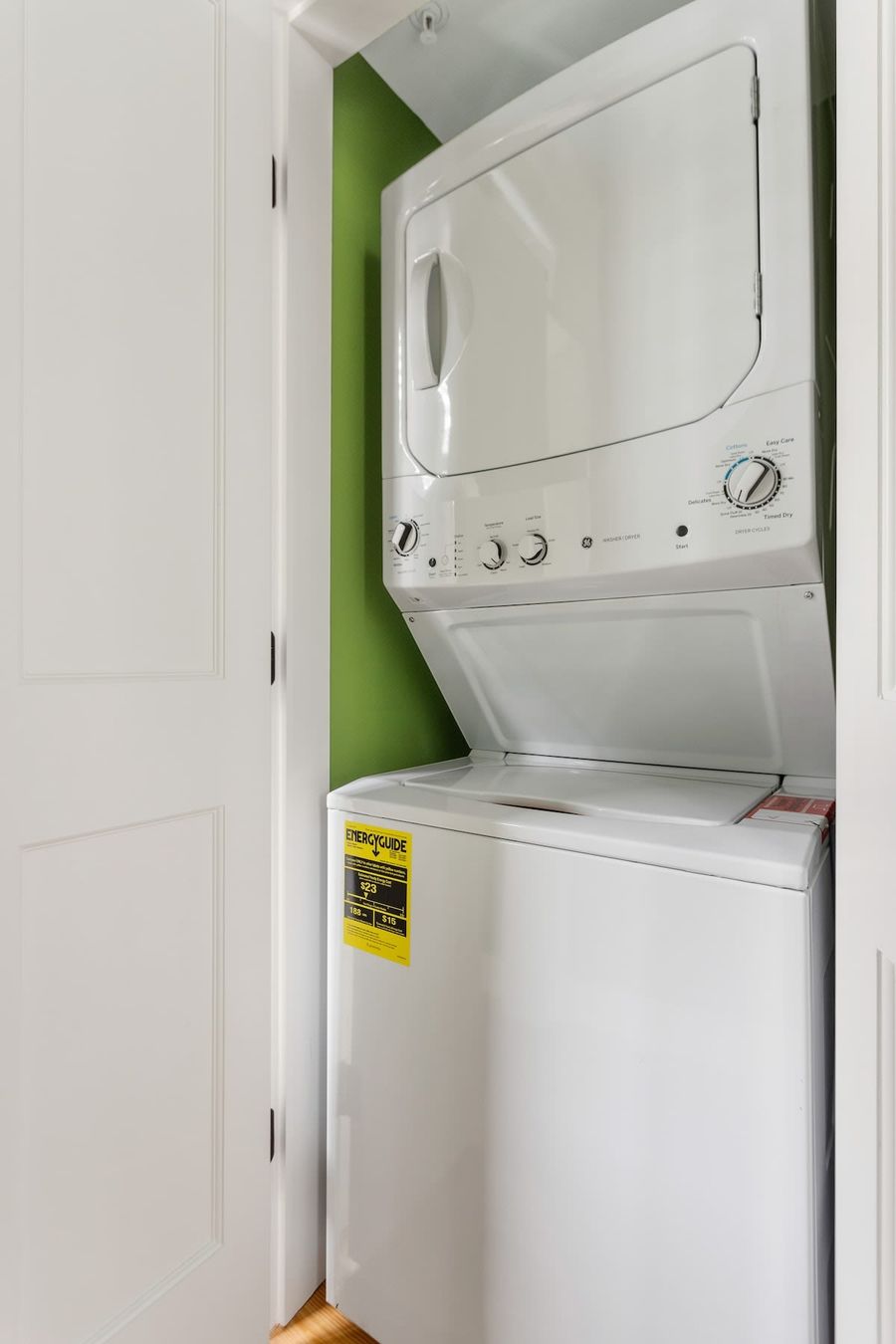 Washer + Dryer in house! Detergent provided :)