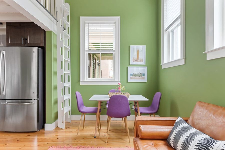 Located in the heart of downtown in Charleston's trendiest neighborhood!