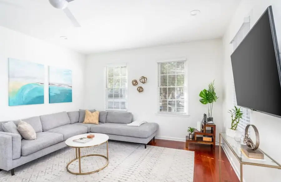 Welcome to your Charleston launch pad!