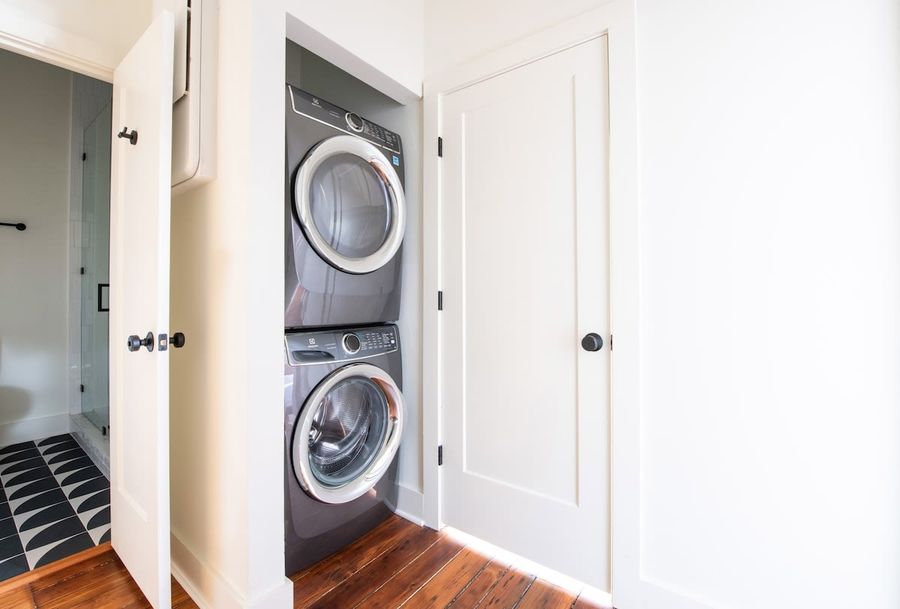Washer and Dryer Included!