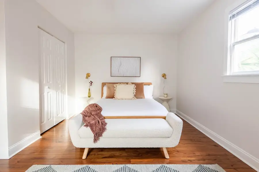 Bedroom 4: Queen Bed + TV + Work Desk