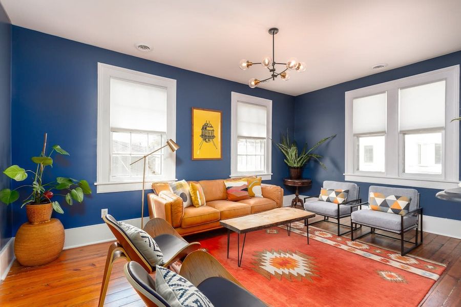 Welcome to your downtown Charleston rental! Explore all things downtown by foot!