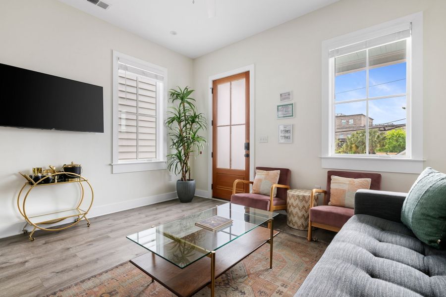 Spacious living room with seating for your entire group. Pullout Sofa for additional sleeping space