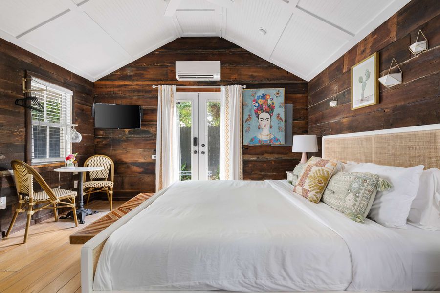 Welcome to your Downtown Charleston Bungalow! Explore all things downtown by foot!