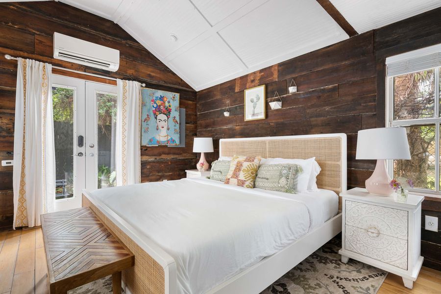 Bedroom: King Bed + TV