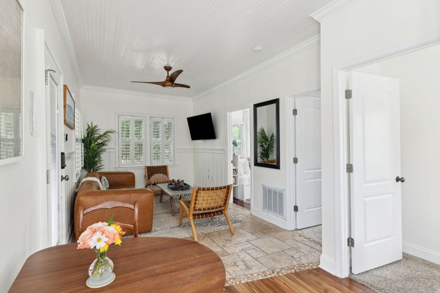 Spacious living room with seating for your entire group