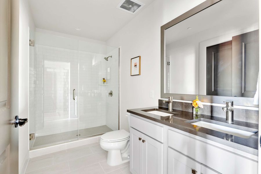 Bathroom #1: Walk-in Shower