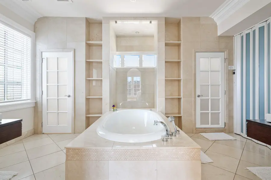 Bathroom #2: Full Bathroom with Walk In Shower + Bath Tub