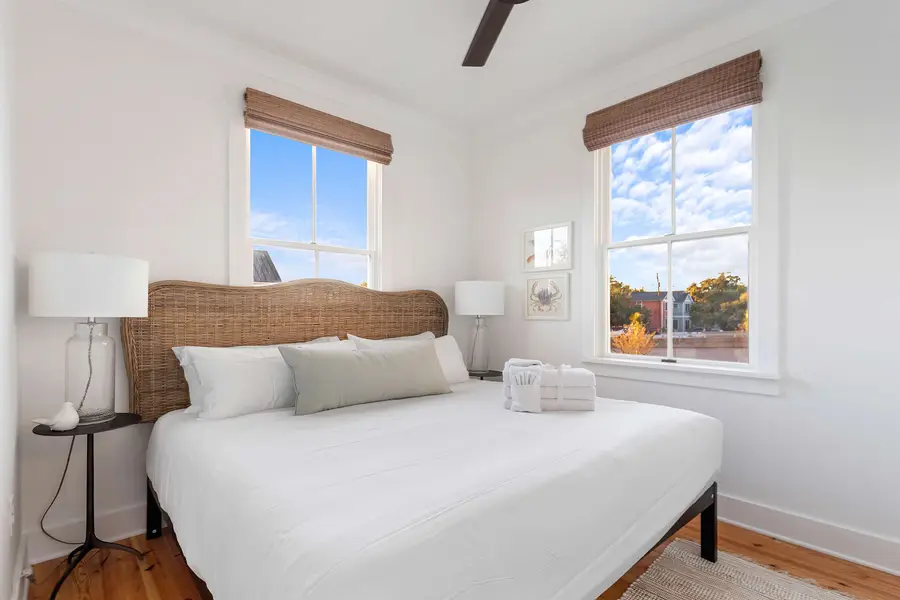 Bedroom #2: King Bed